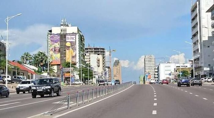 2013_Boulevard_du_30_Juin_Kinshasa_8756682965 2013_Boulevard_du_30_Juin_Kinshasa_8756682965