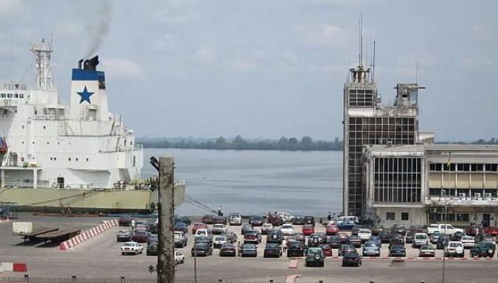 640px-Ars&Urbis_International_Workshop_-_Emiliano_Gandolfi_1000_85