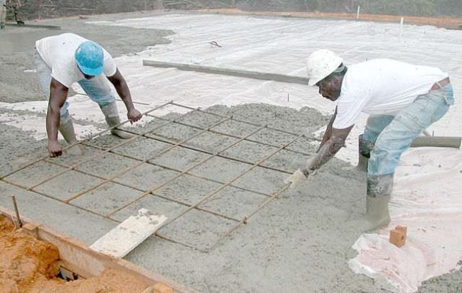 640px-Concrete_rebar_0030 640px-Concrete_rebar_0030