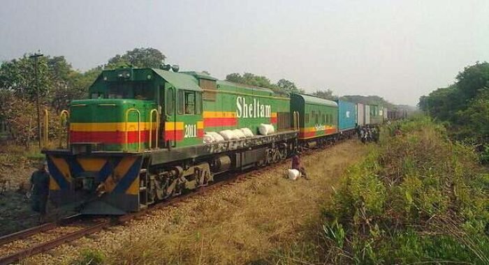 640px-Sheltam_33-200