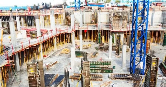Building concrete house Building concrete house