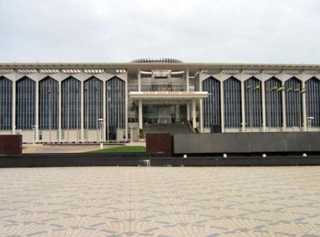 Libreville-palais-senat