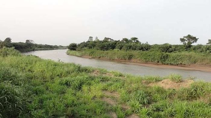 The_Mono_border_river_from_the_Togo_side_-_panoramio