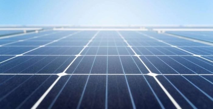 beautiful-alternative-energy-plant-with-solar-panels